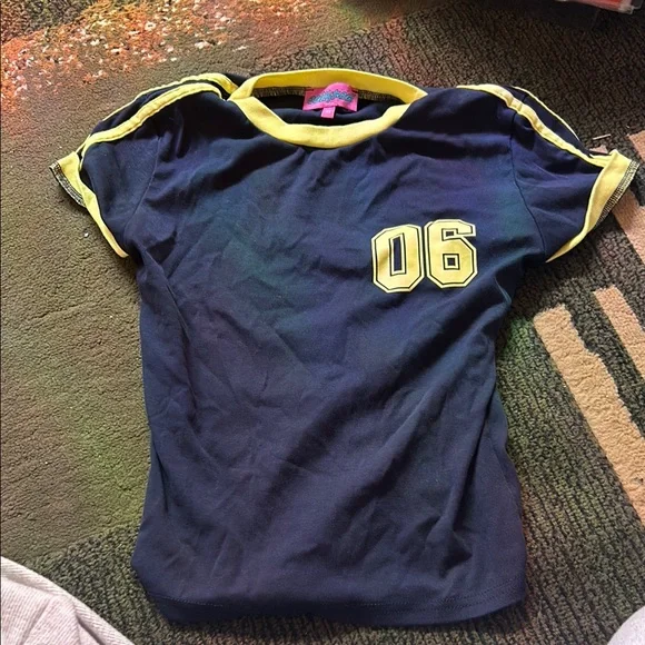 Navy and Yellow 06 T-Shirt - Picture 3 of 4